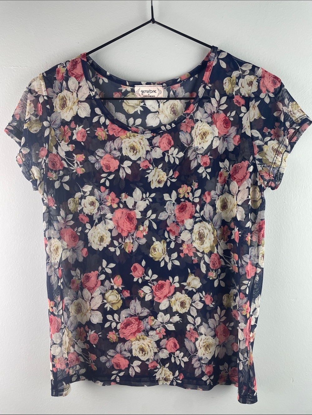 Gemstone Floral Scoop Neck Top with Pink & Cream Roses Size S